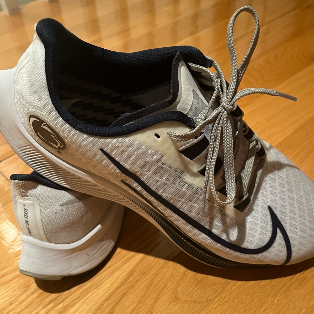 Nike Zoom Pegasus 37 Penn State running sneakers size 10